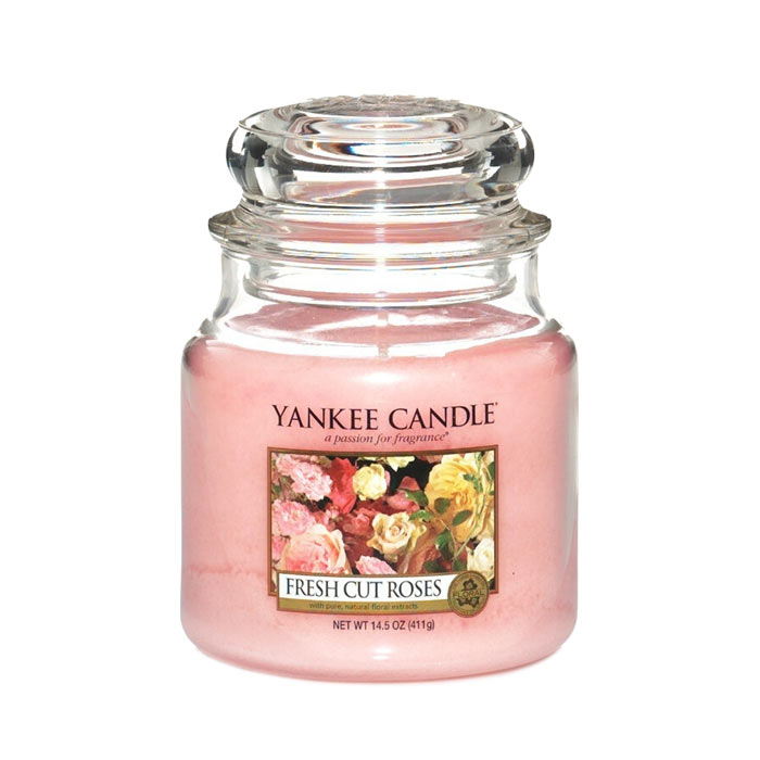 Yankee Candle Classic Medium Jar Fresh Cut Roses 411g