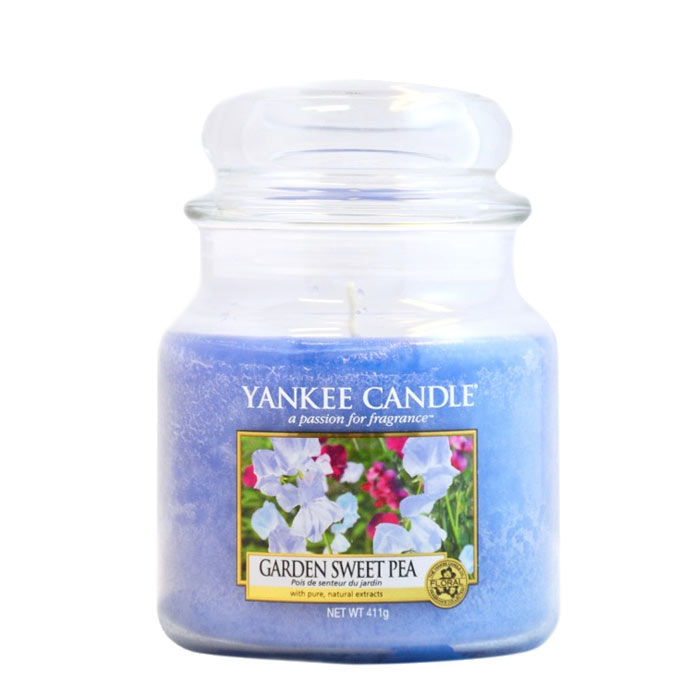 Yankee Candle Classic Medium Jar Garden Sweet Pea Candle 411g