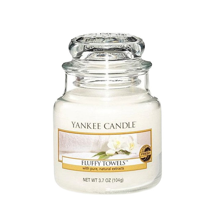 Yankee Candle Classic Small Jar Fluffy Towels 104g